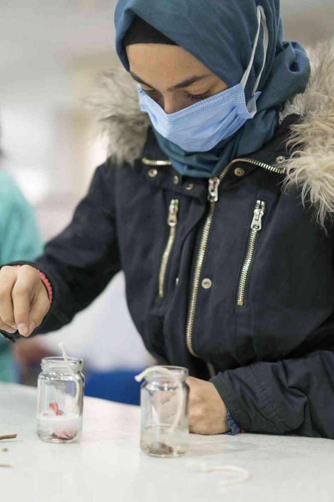 Eğitimin Işığı Geleceklerini Aydınlatacak