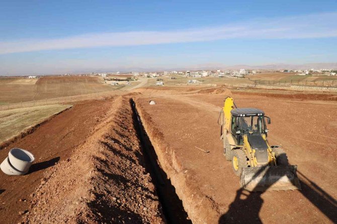 Kahta’daki Çevre Yolu Alt Yapı Çalışmaları Devam Ediyor