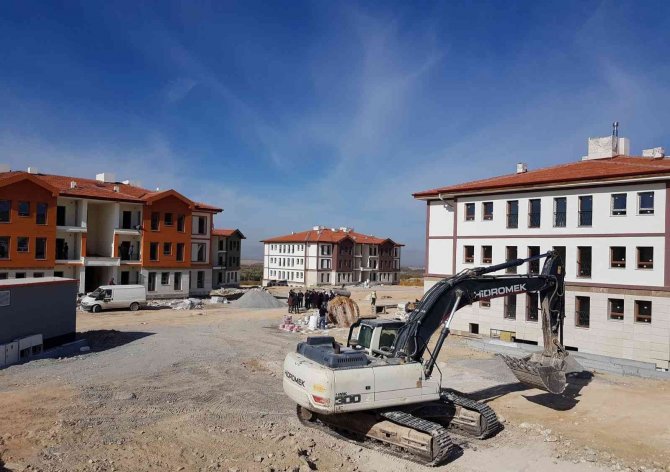 Başkan Çınar, Melekbaba Mahallesindeki Projeleri İnceledi