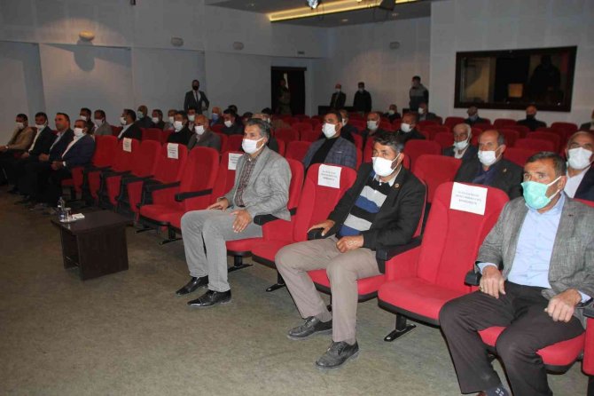 Malazgirt’te ‘Köylere Hizmet Götürme Birliği’ Toplantısı