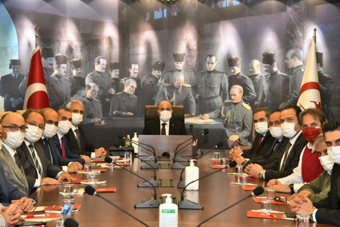 Vali Dağlı’dan Down Senromlu Çocuklara Destek