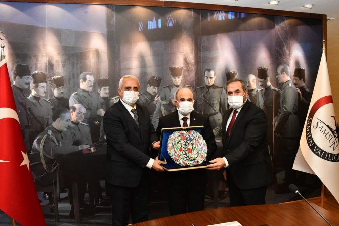 Vali Dağlı’dan Down Senromlu Çocuklara Destek