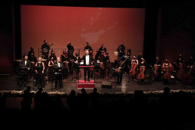’Dostlar Beni Hatırlasın-bir Aşık Veysel Hikayesi’ Konseri