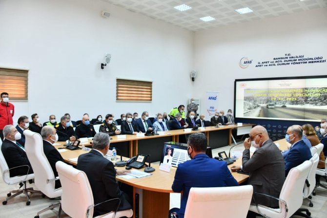 Samsun’da Ticari, Yük Ve Yolcu Taşıyan Araçlara Kış Lastiği Zorunluğu