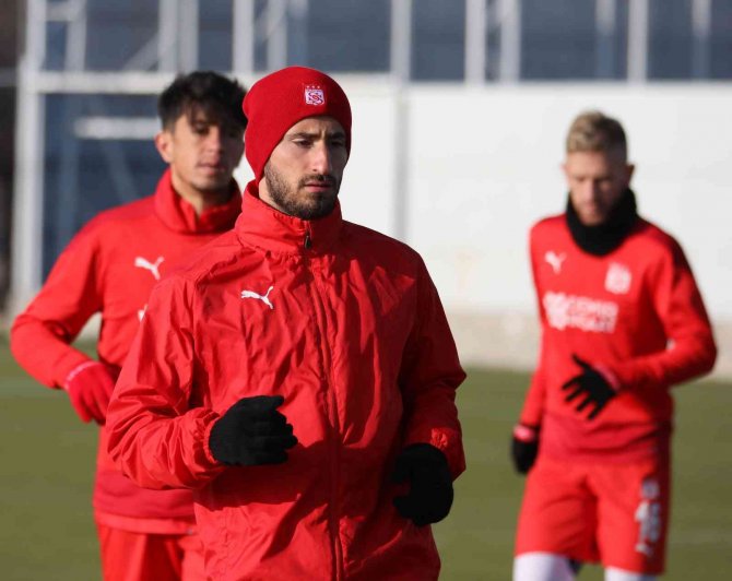 Sivasspor, Başakşehir Maçının Taktiğini Çalıştı