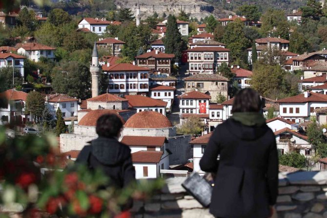 “Korumanın Başkenti” Safranbolu’yu 10 Ayda 412 Bin 848 Turist Ziyaret Etti