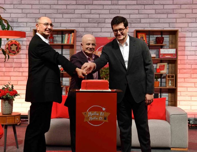 Mutluluğa 52 Milyon Adım