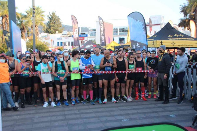 600 Sporcu Bodrum’da Ter Döktü