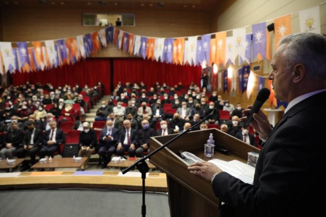 Özlü, Ak Parti’nin Duayen İsimlerini Misafir Ediyor
