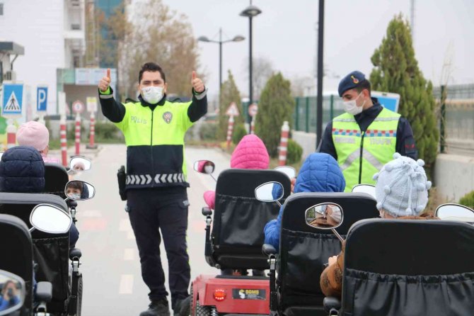 Ara Tatildeki Çocuklar Trafik Eğitim Parkı’nda Buluştu