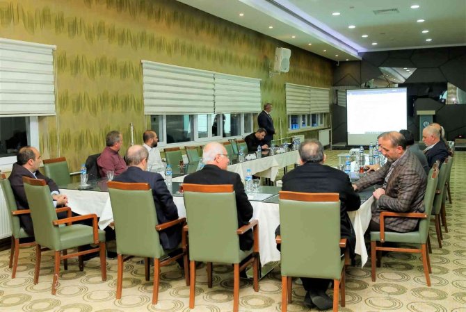 Bayburt Üniversite Kalkındırma Vakfı Olağanüstü Toplandı