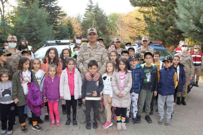 Bingöl’de Dünya Çocuk Hakları Günü Etkinliği