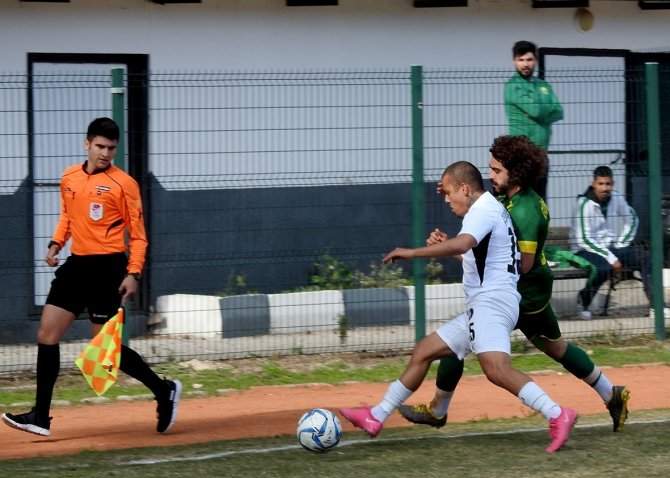Çeşme Belediyespor, 3 Puanı 3 Golle Kazandı