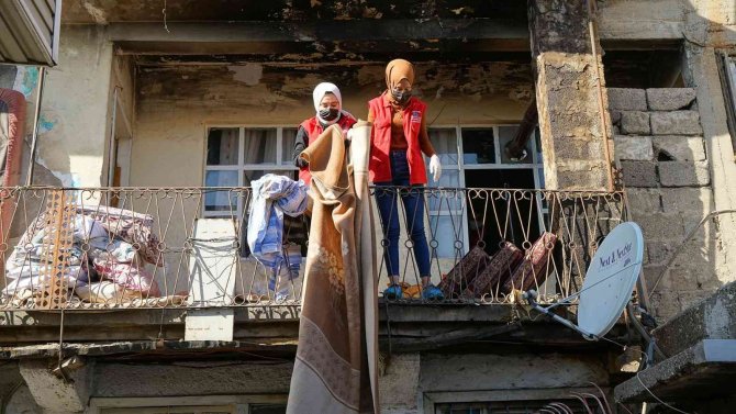 Yalnızı Yaşayan Yaşlı Vatandaşın Evi Yenilendi
