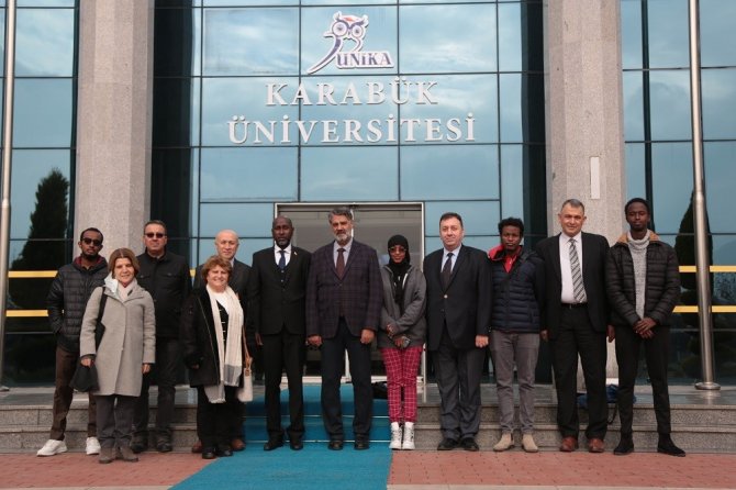 Kenya Cumhuriyeti Ankara Büyükelçiliği’nden Rektör Polat’a Ziyaret