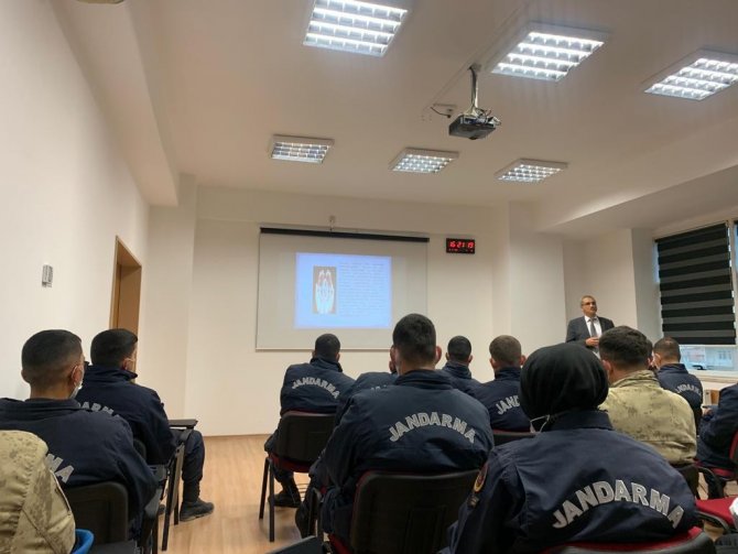 Kütahya’da "Ailede Mahremiyet Ve Şiddetin Önlenmesinde Dini Referanslar" Konulu Seminer