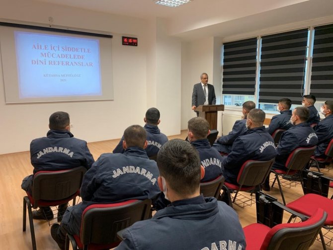 Kütahya’da "Ailede Mahremiyet Ve Şiddetin Önlenmesinde Dini Referanslar" Konulu Seminer