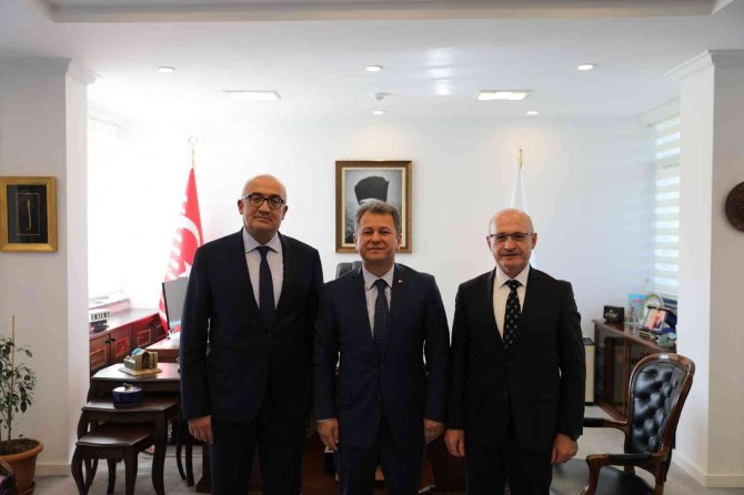 Rektör Ataç Ösym Başkanı Prof. Dr. Halis Aygün’ü Ziyaret Etti