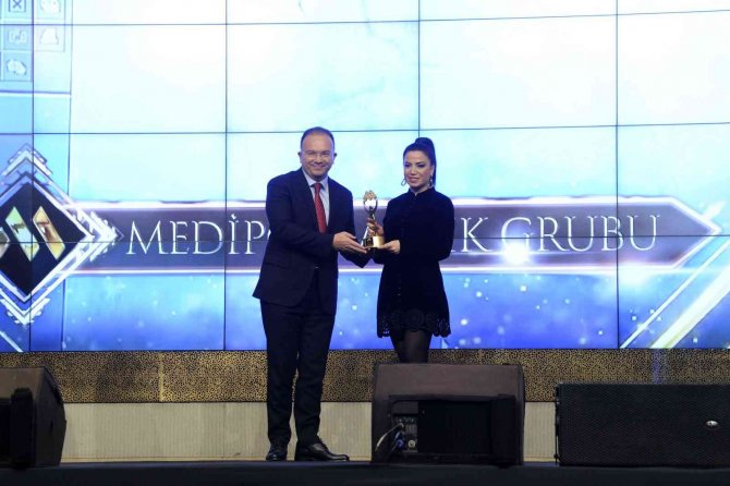 Medipol’e ‘Yılın Sağlık Markası’ Ödülü