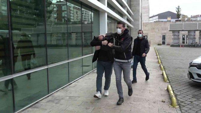 Samsun’da 2,8 Kilo Esrar Ele Geçirildi: 3 Şahıs Adliyeye Sevk Edildi