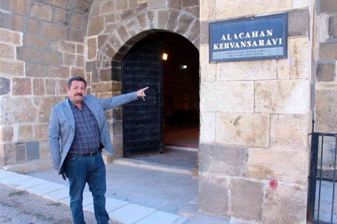 Eşi Benzeri Yok, Ziyaretçiye Hasret