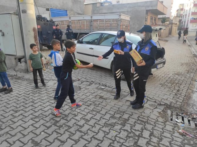 Cizre Polisi, Okulu Bırakan Çocukların Okula Dönmeleri İçin Çalışma Başlattı