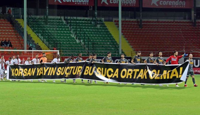 Spor Toto Süper Lig: Aytemiz Alanyaspor: 1 - Beşiktaş: 0 (Maç Devam Ediyor)