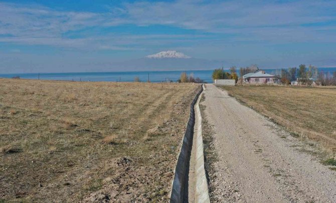 Yeşilsu Ve Dilimli Mahalleleri Sulama Suyuna Kavuştu