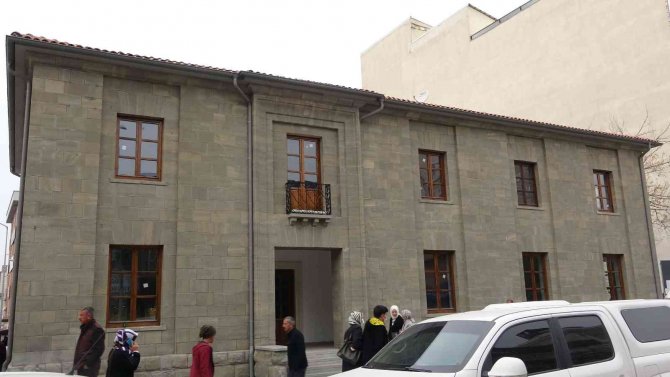 Tarihi Tekel Binasının Restorasyonu Son Aşamada