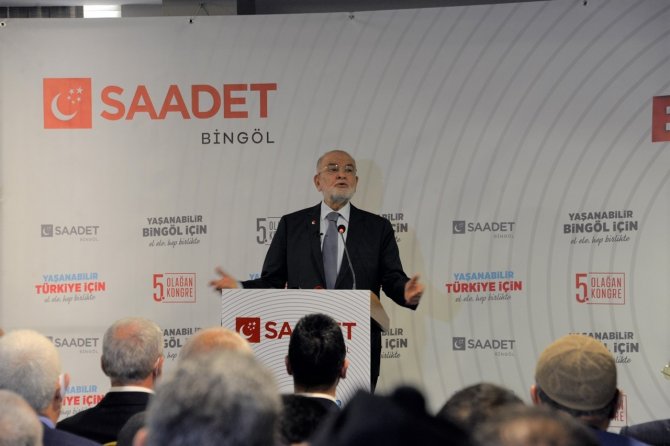 Karamollaoğlu: "Bugünkü İktidar Sahipleri İmam Hatip Okullarının Önünü Açtı, Başörtüsü Diye Bir Problem Kalmadı, Müteşekkiriz"