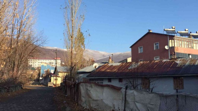 Bingöl’ün Yüksek Kesimlerine Kar Düştü