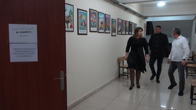Bulgaristan’da İkinci Tura Kalan Cumhurbaşkanlığı Seçimleri Başladı