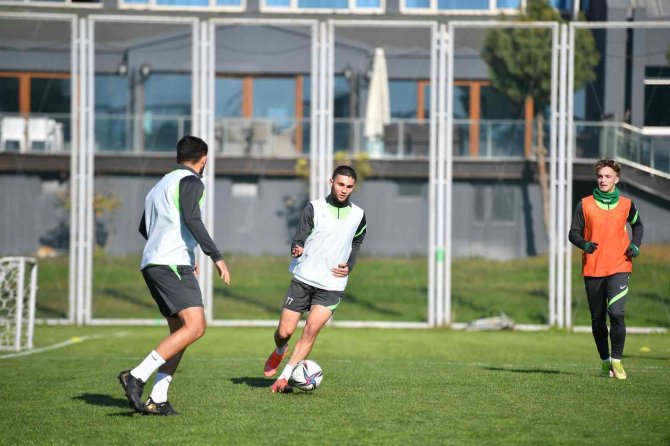 Bursaspor, Gençlerbirliği Maçı Hazırlıklarına Başladı