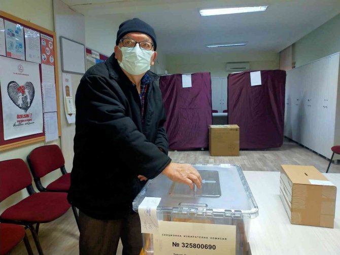 Türkiye, Bulgaristan Seçimleri İçin Sandığa Gitti