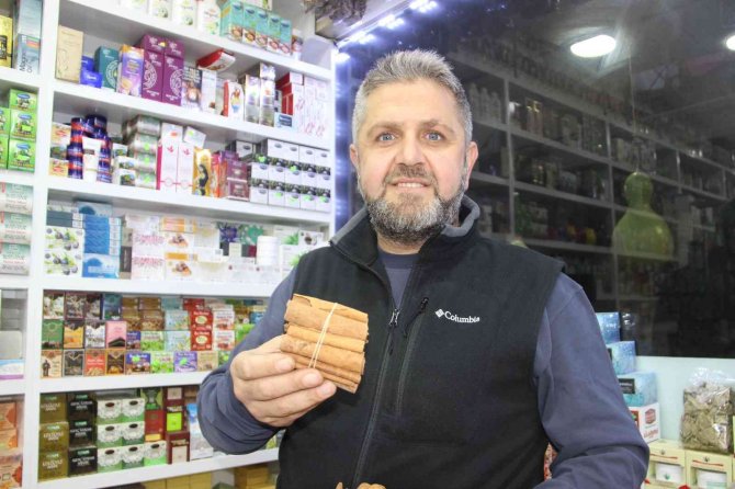 Hastalıklardan Korunmak İsteyenler Şifalı Bitkilere Yöneliyor