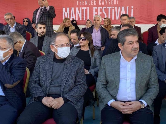 Esenler Belediyesi 20 Bin Kişiye Mantı Dağıttı