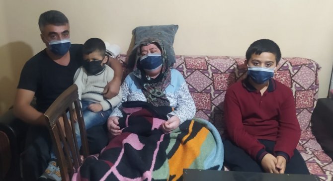 Felç Geçiren Kadın Ve Ailesinin Durumu Yürekleri Sızlatıyor