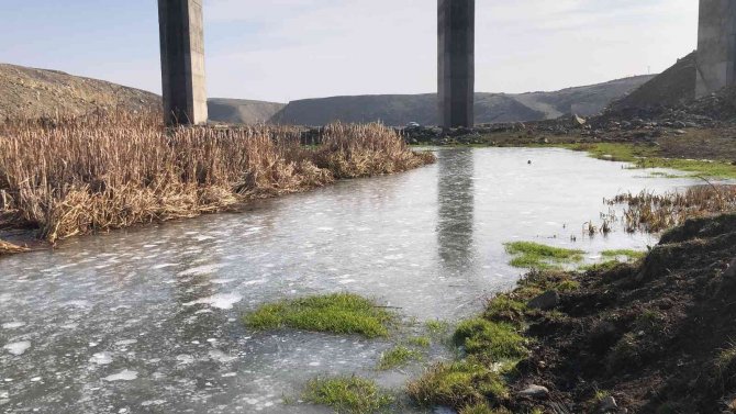 Kars Eksi 12’yi Gördü, Dereler Dondu