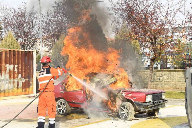 Konya İtfaiyesi Ülke İçinde Ve Dışında Model Oluyor