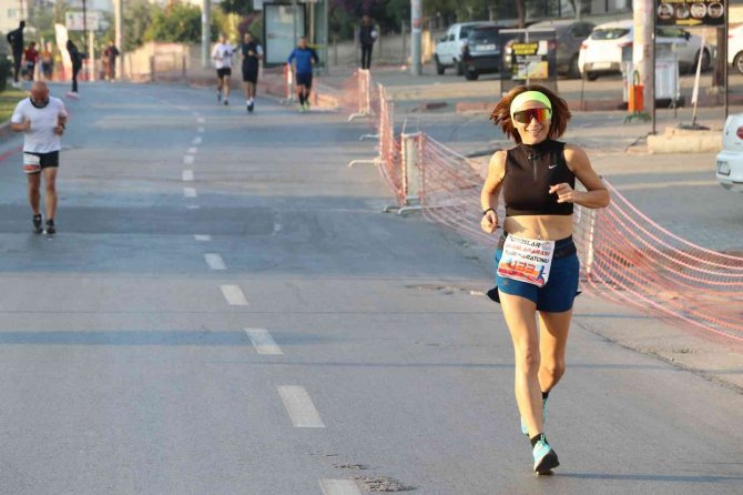 Toroslar Uluslararası Yarı Maratonu Başladı
