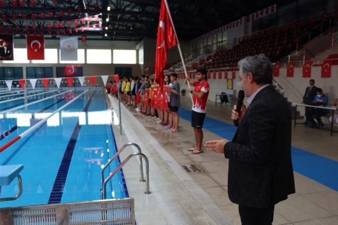 Malatya’da Yeni Yapılan Havuzda İlk Yüzme Müsabakası Yapıldı