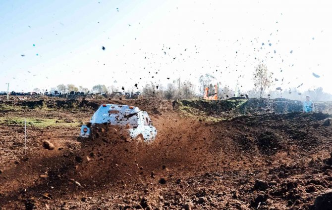56 Pilotun Yarıştığı Off-road Yarışması Nefes Kesti