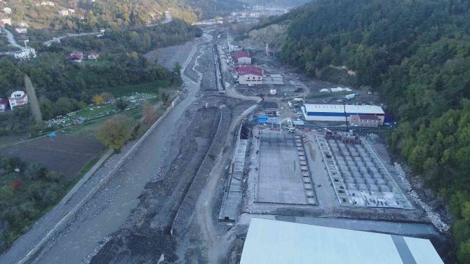 Yüzlerce Ailenin Ekmek Teknesi Olan Abana Ve Bozkurt Sanayi Siteleri Yeniden İnşa Ediliyor