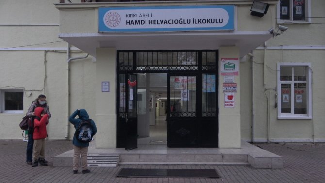 Ara Tatilin Ardından İlk Ders Zili Çaldı