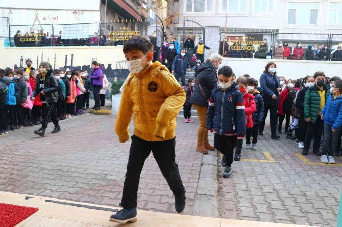Tekirdağ’da Öğrenciler Ders Başı Yaptı