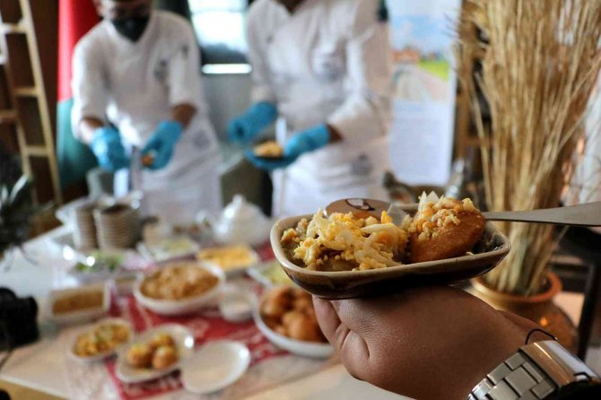 Adana’da Bangladeş Mutfağı Tanıtıldı