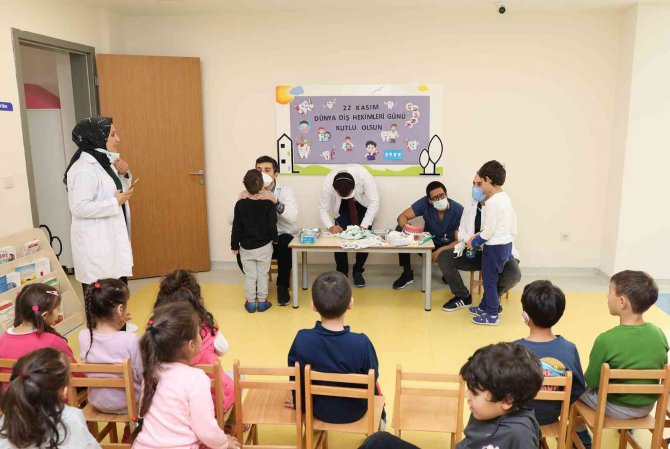 Alkü Anaokulu Öğrencileri Ağız Ve Diş Taramasından Geçti