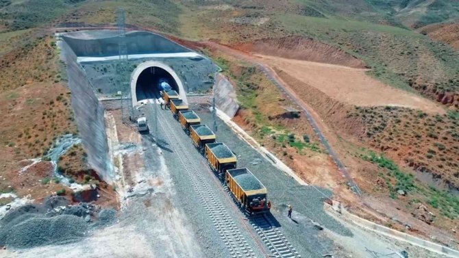 Ankara-sivas Mesafesi 12 Saatten, 2 Saate Düşüyor: Projenin Yüzde 95’i Tamamlandı