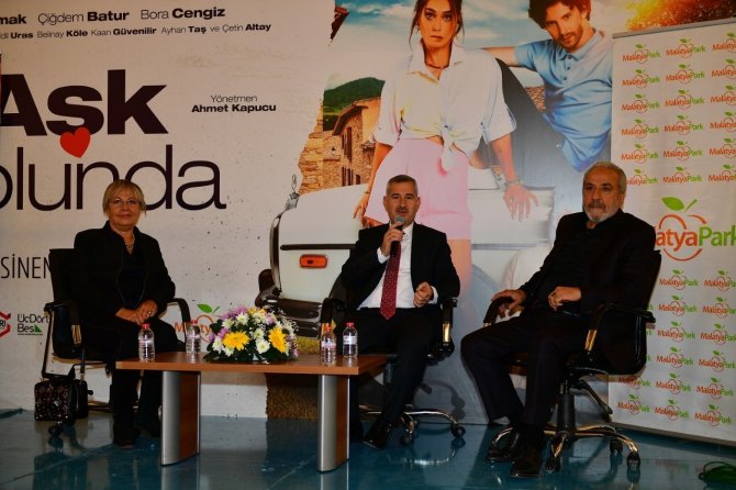 Çınar, ‘Aşk Yolunda’ Filminin Oyuncuları İle Söyleşi Etkinliği Düzeledi