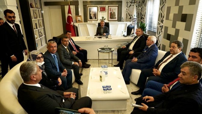 Mhp Milletvekillerinden Kılınç’a Ziyaret